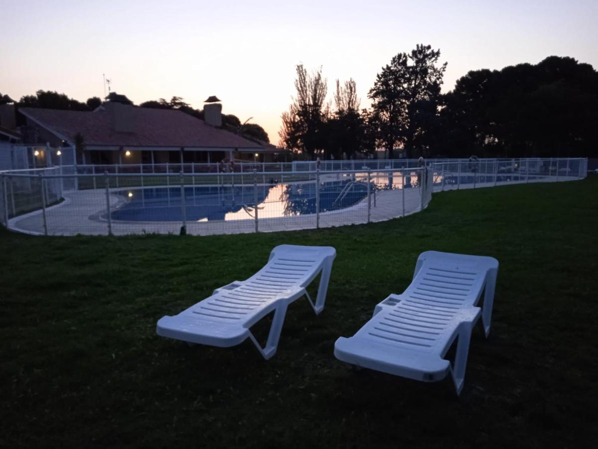 Bungalows Zaragoza Camping Екстериор снимка