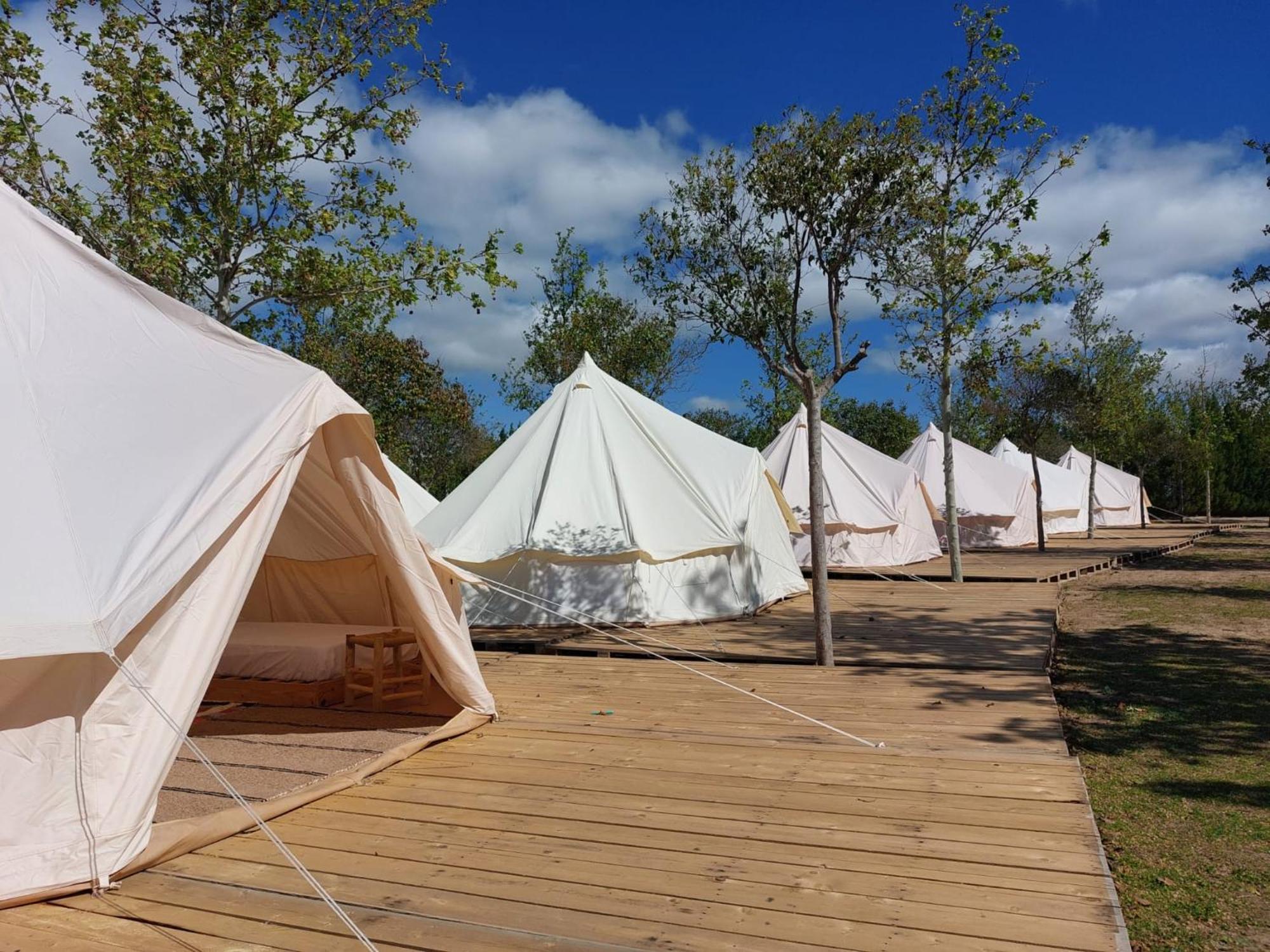 Bungalows Zaragoza Camping Екстериор снимка